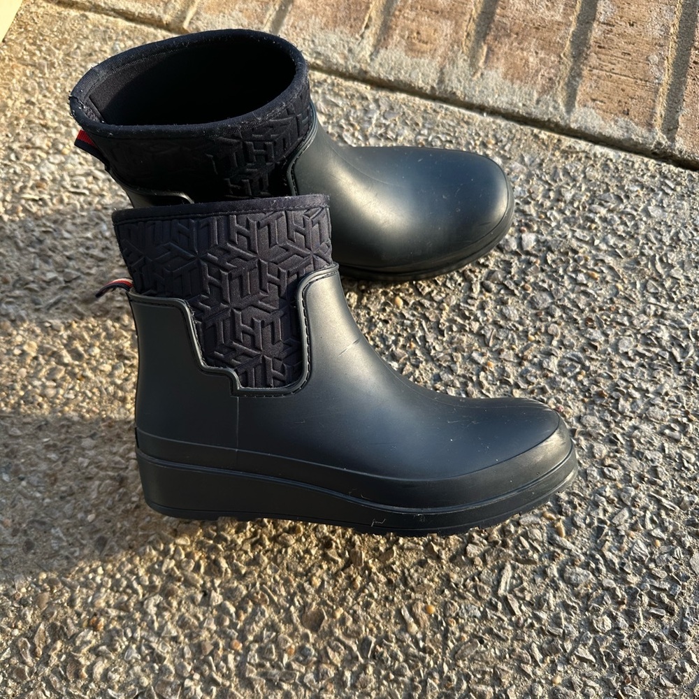 Women’s Navy Rain Boots
